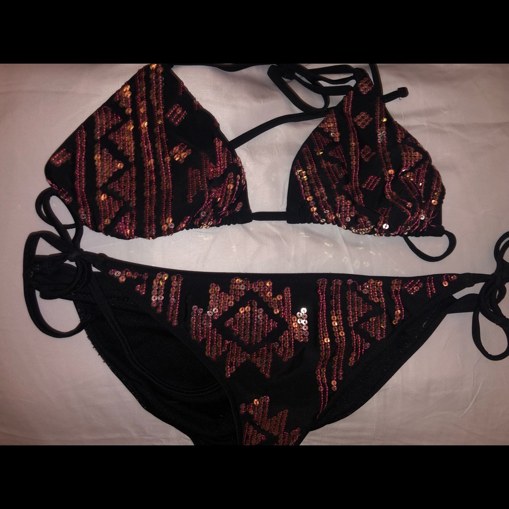 Bikini top and bottom